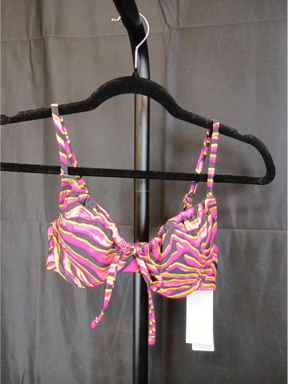 Salt Cove Juniors Mane Event Underwire Bikini Top Pink Multi XS